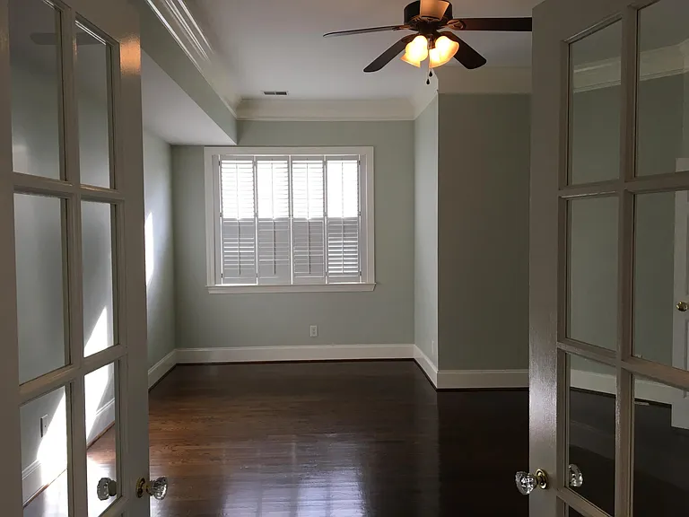 2118 Hartfords Bluff Ln — Photo 11