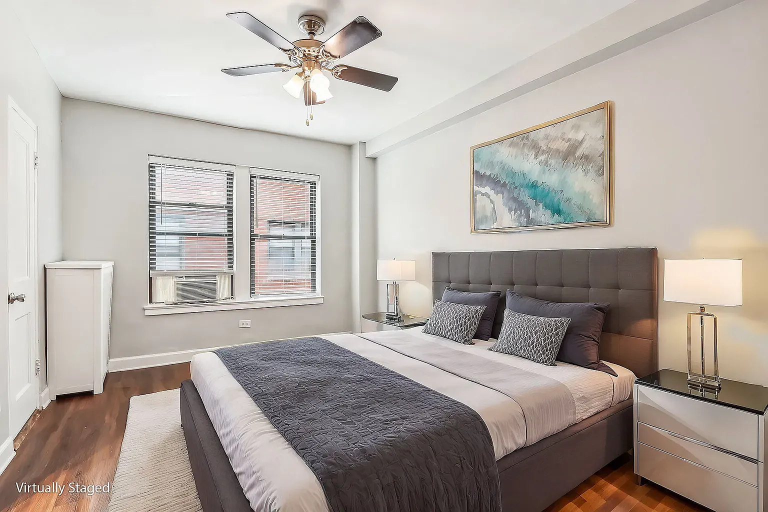 1 bed, 1.0 bath, 463 sqft, $2,136 — Photo 2