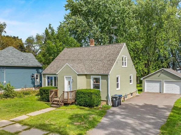 1501 S CHERRY AVENUE, Marshfield, WI 54449