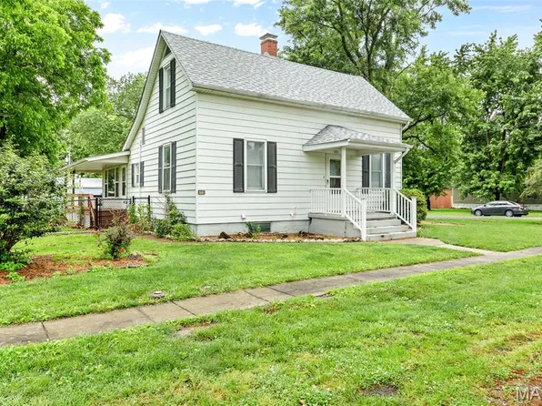 426 N Nebraska St, Marine, IL 62061