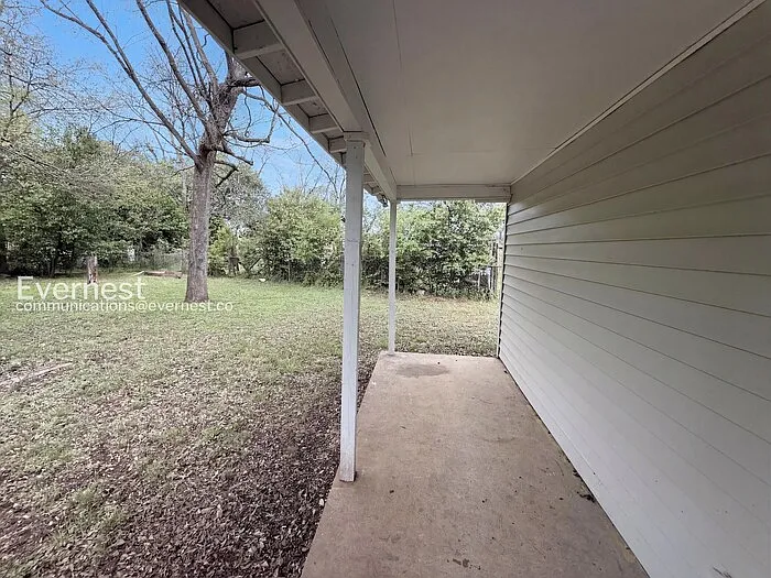 506 Alpha St — Photo 17