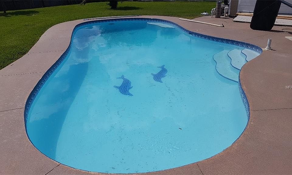 2nd image of 1883 Allendale Dr