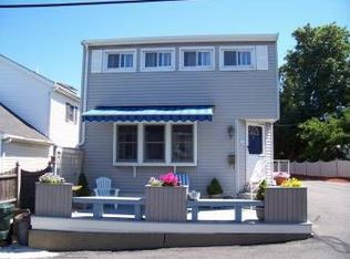 28 James Ave, Nahant, MA 01908