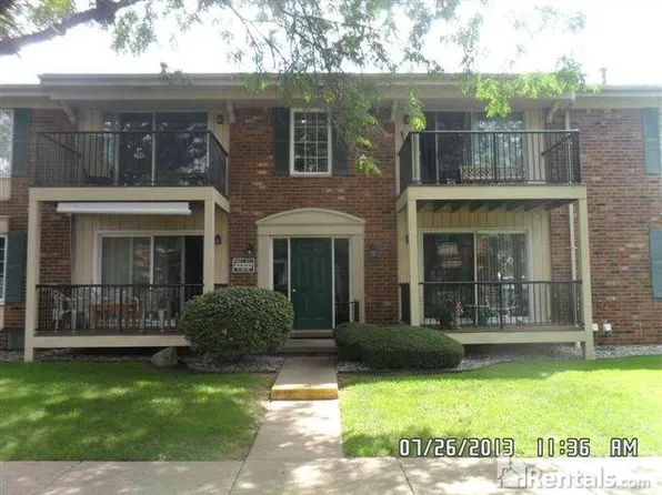 12082 Fifteen Mile Rd, Sterling Heights, MI 48312