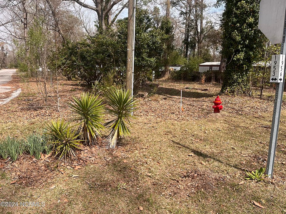 2nd image of 402 Hickory Road