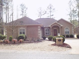 17 Terreno Ln, Hot Springs Village, AR 71909