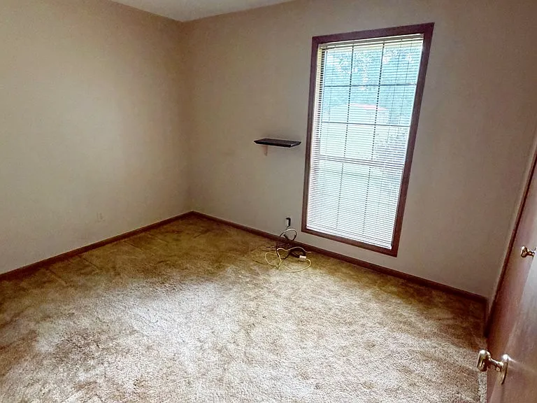306-306 Homewood Ave — Photo 5