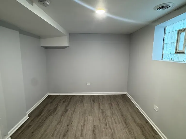 12219 S Lowe Ave — Photo 12