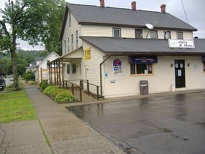 1st image of 106 N Kerr St