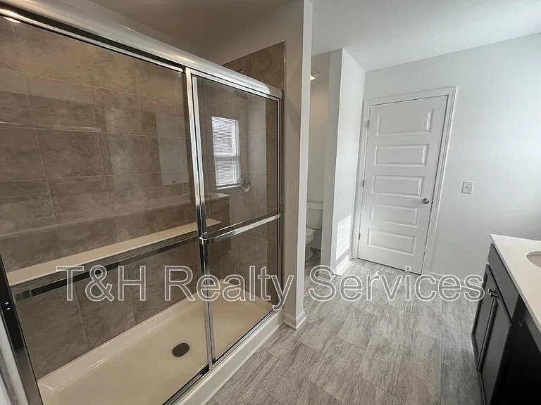 4801 Summerfield Dr — Photo 34
