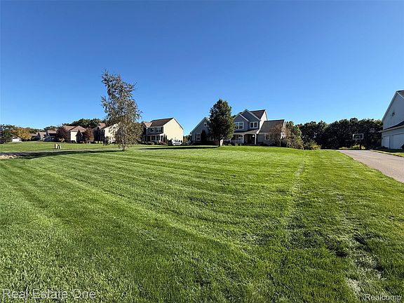 4th image of 4143 McKenna Dr