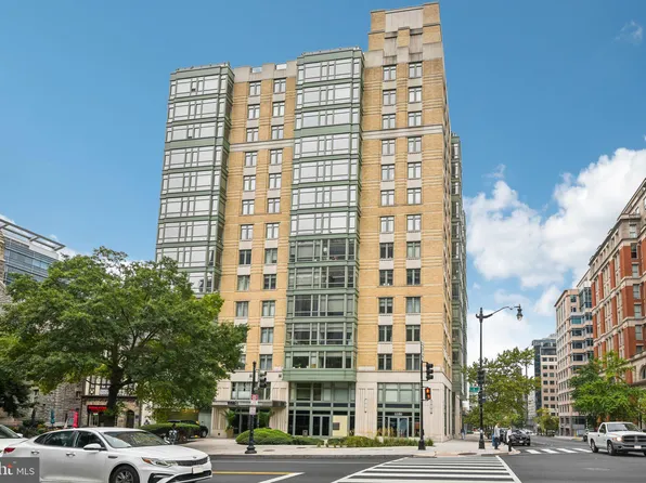 1150 K St NW APT 1204, Washington, DC 20005
