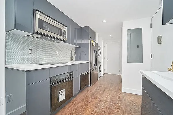 Rented by Living New York | media 11