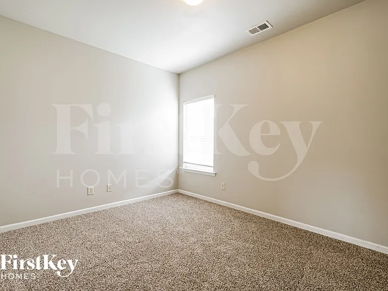 18 Samuel Way — Photo 14