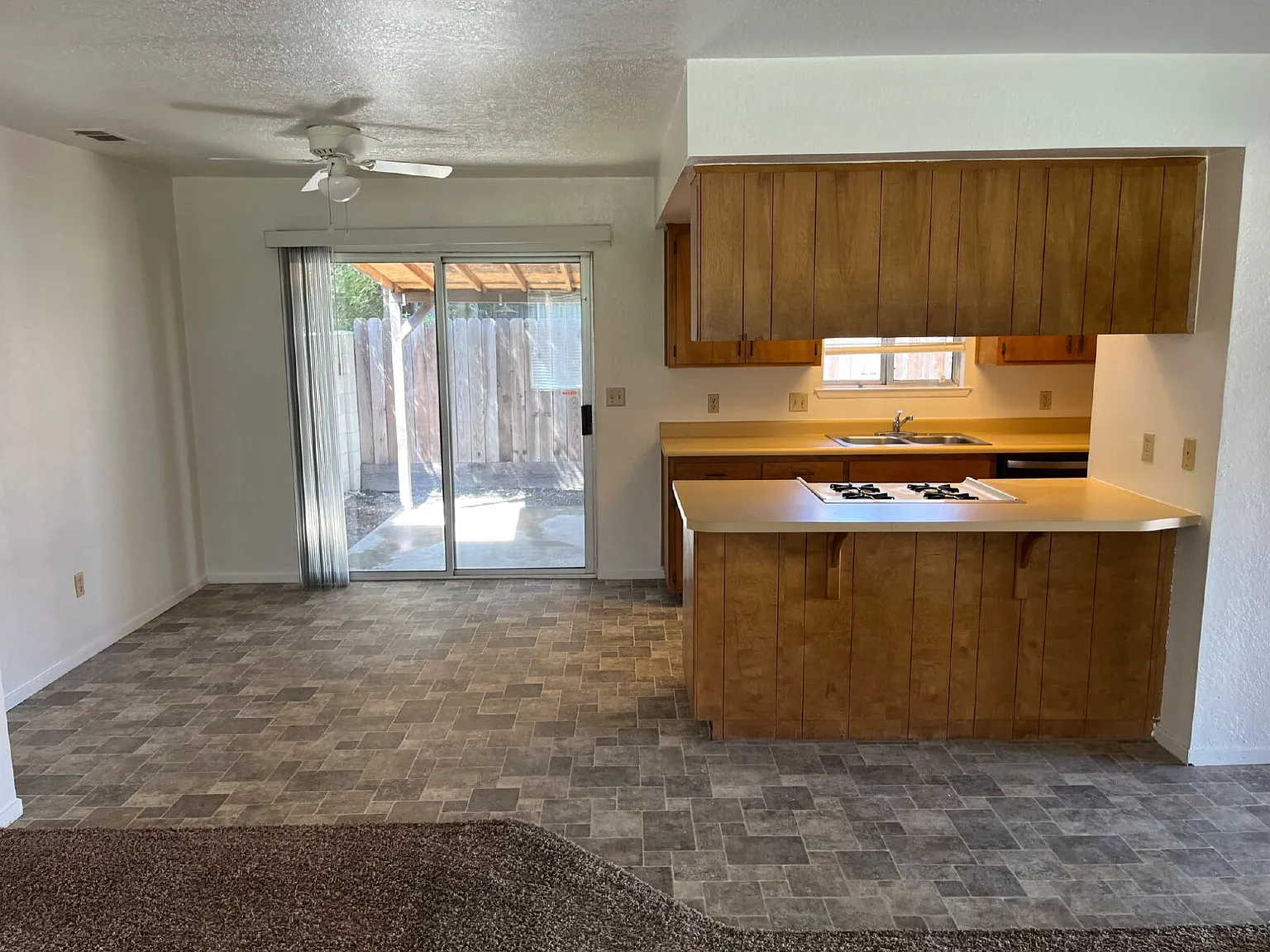 2 bed, 2.0 bath, 1150 sqft, $1,500 — Photo 4