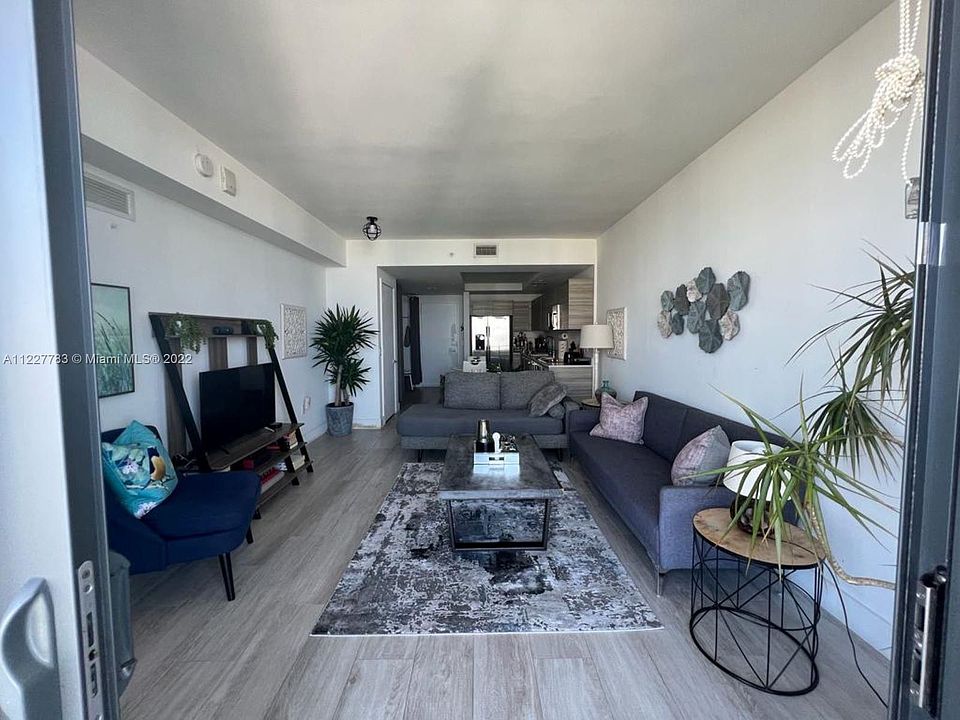 1st image of 121 NE 34th St #2405
