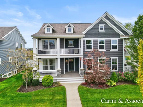 4737 Macatawa Legends Blvd, Holland, MI 49424