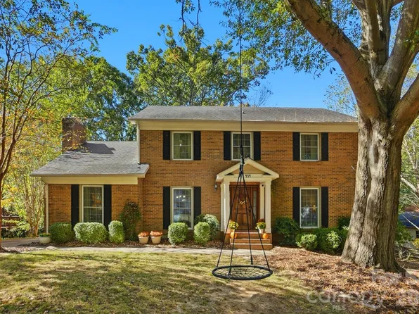 434 Chadmore Dr, Charlotte, NC 28270