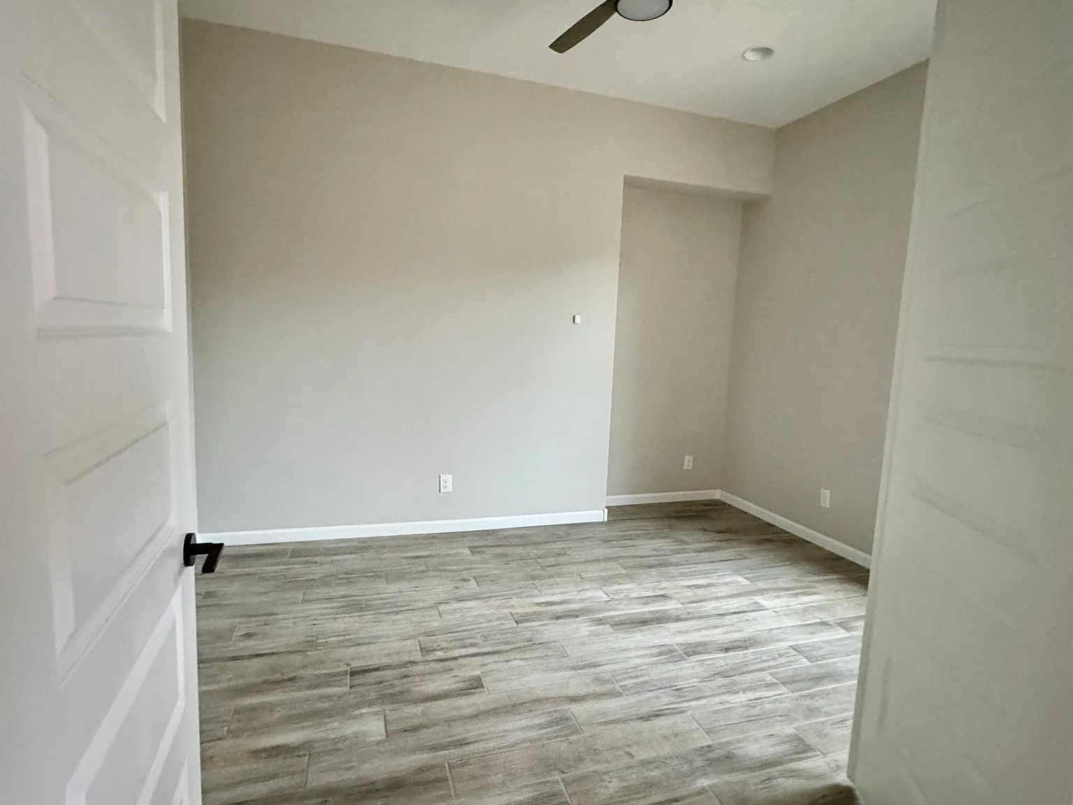 3221 Buckaroo Ct — Photo 3