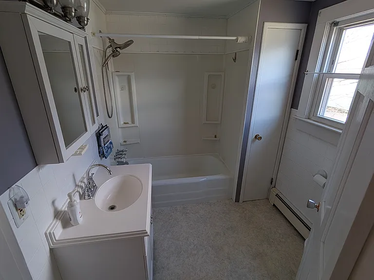 51 Chestnut St #A — Photo 5