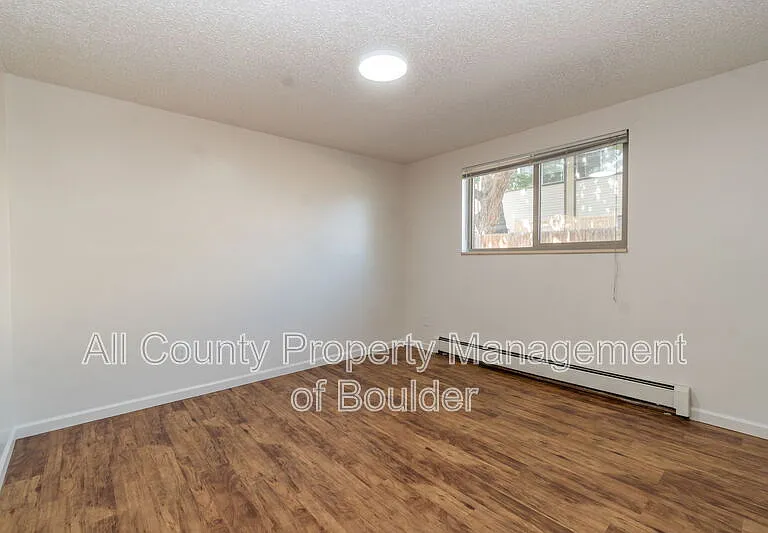 1353 Coffman St #8 — Photo 12