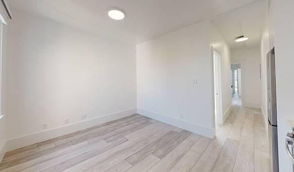 4th image of 3638 19th St #3640A