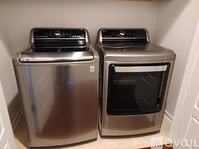 1st image of 6230 Almerico Pl