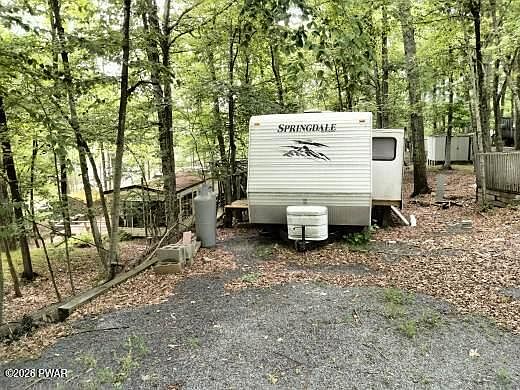 1st image of 260 Village Dr E