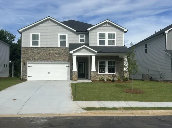 2828 Sweet Red Cir, Braselton, GA 30517
