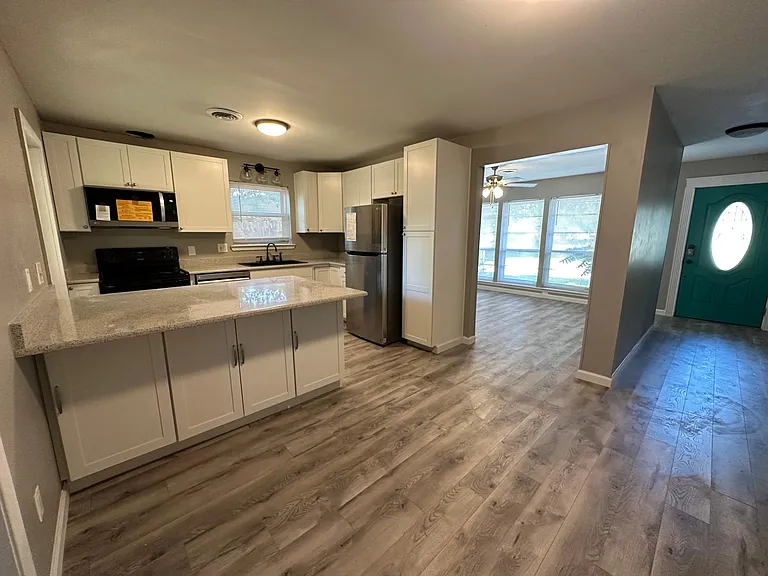 1509 Camilla Rd — Photo 6