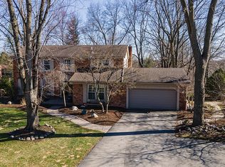 34437 Mayfair Ct, Farmington Hills, MI 48331