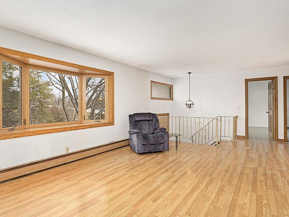 5th image of 1641 County Road 37 NW