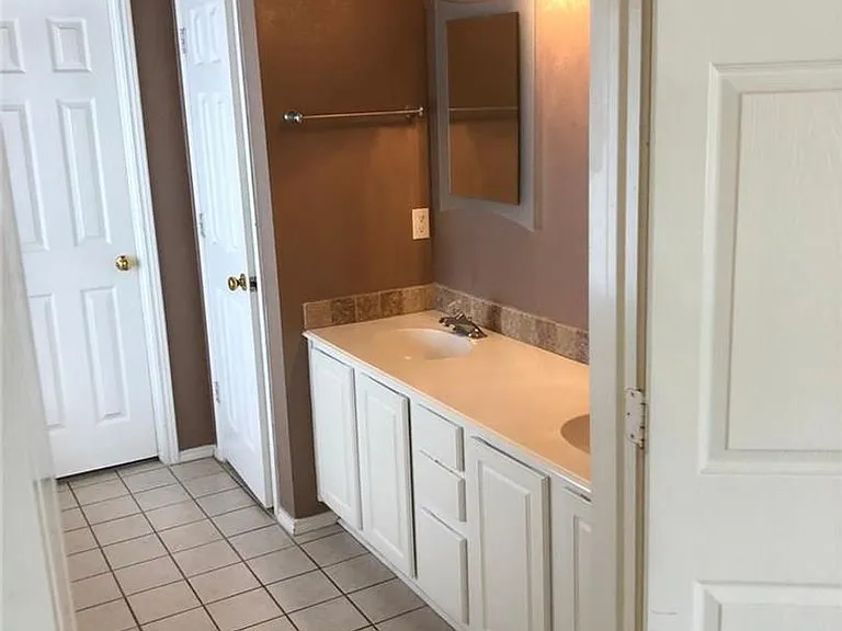 2521 Allegro Ln — Photo 21