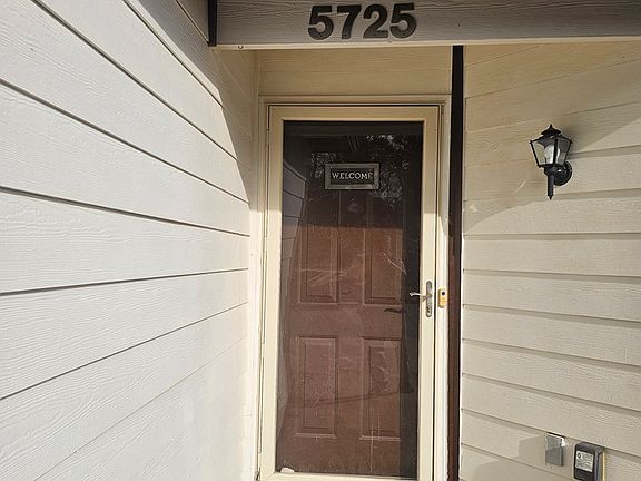 2nd image of 5725 Marlette Ct