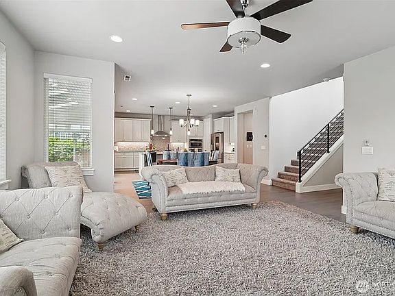 2nd image of 22745 SE 265th Pl