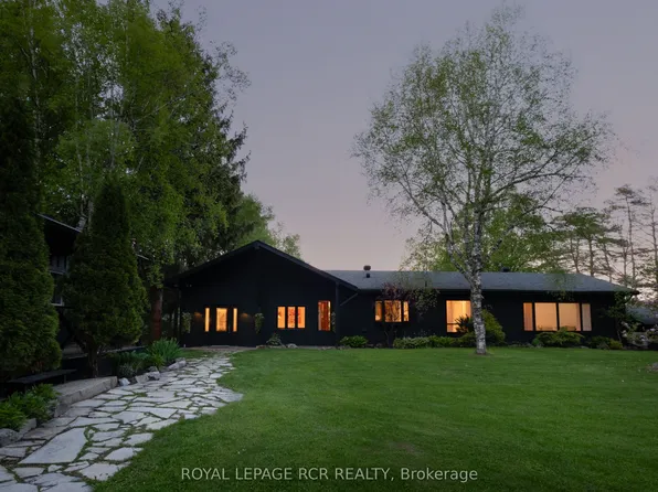 15667 Duffys Ln, Caledon, ON L7E 3C8