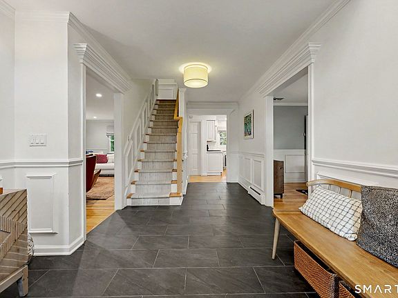 4th image of 161 Hurlbutt Street
