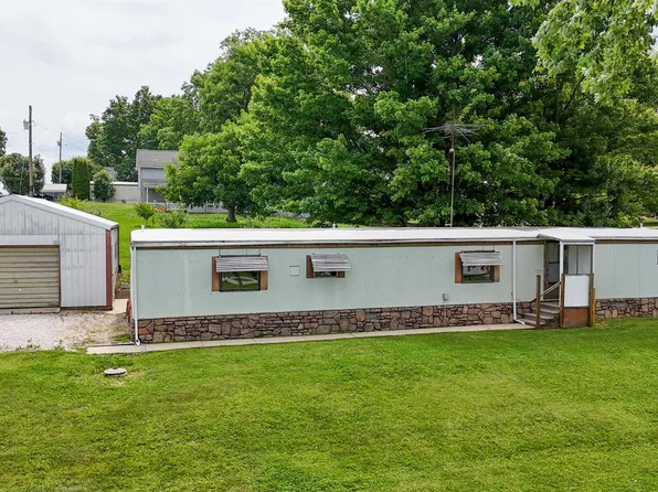 562 W Seitz St, Jasper, IN 47546