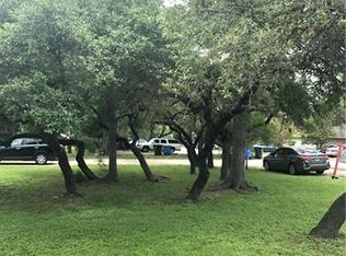 9 Deerfield Dr, Wimberley, TX 78676