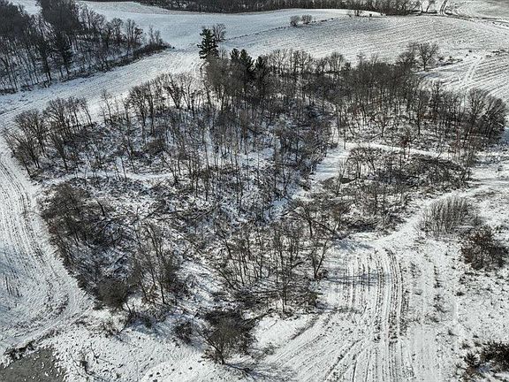 5th image of W16091 Dewey ROAD