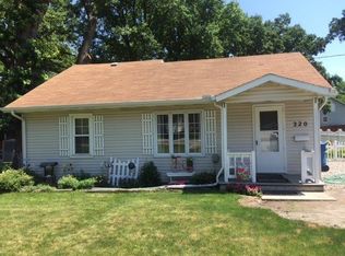 220 N Nichols St, Lowell, IN 46356