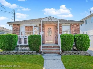 156 Figurea Ave, Staten Island, NY 10312