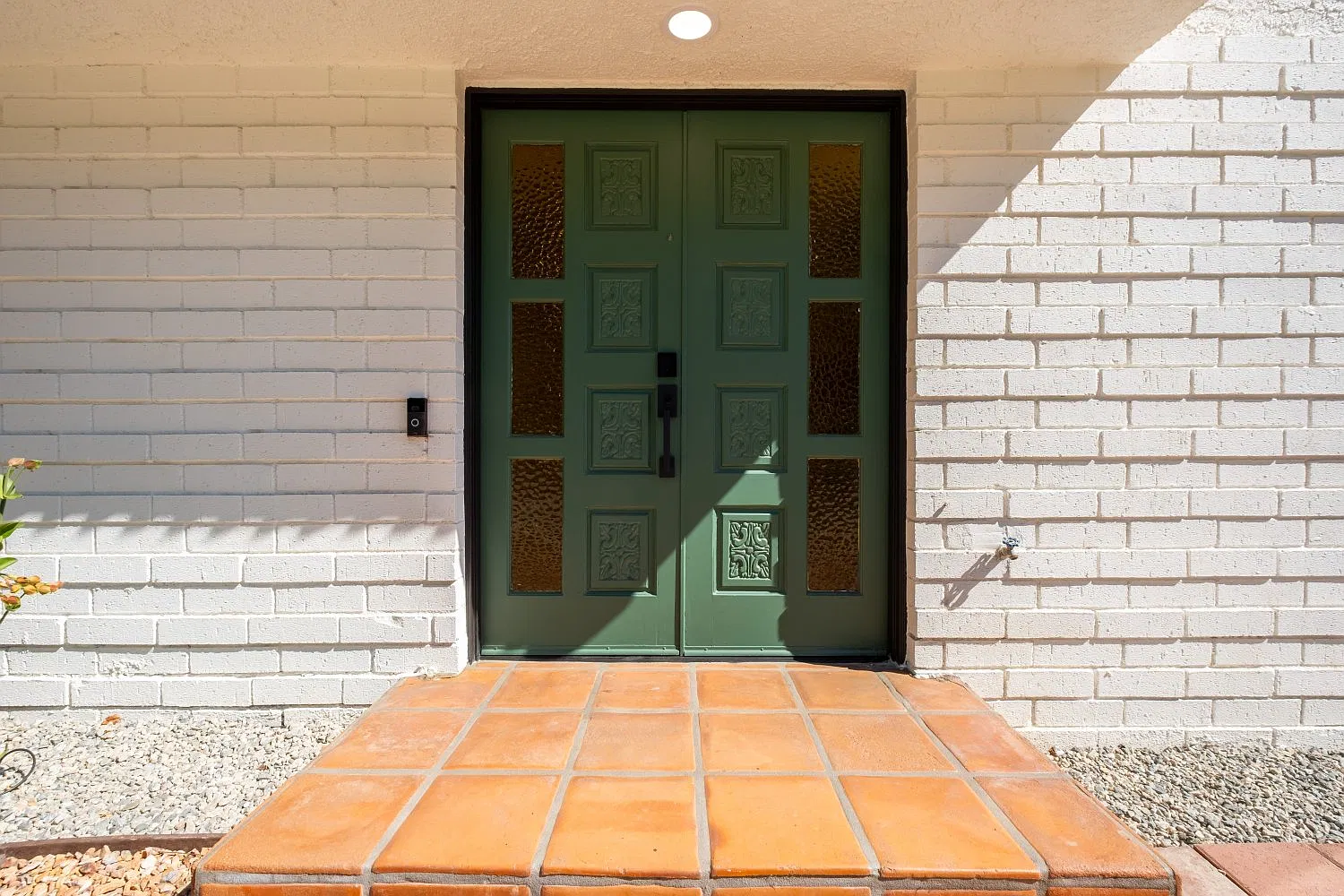 4 bed, 1974 sqft, $5,800 — Photo 4