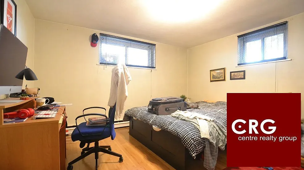 2 bed, 1.0 bath, $2,200 — Photo 2