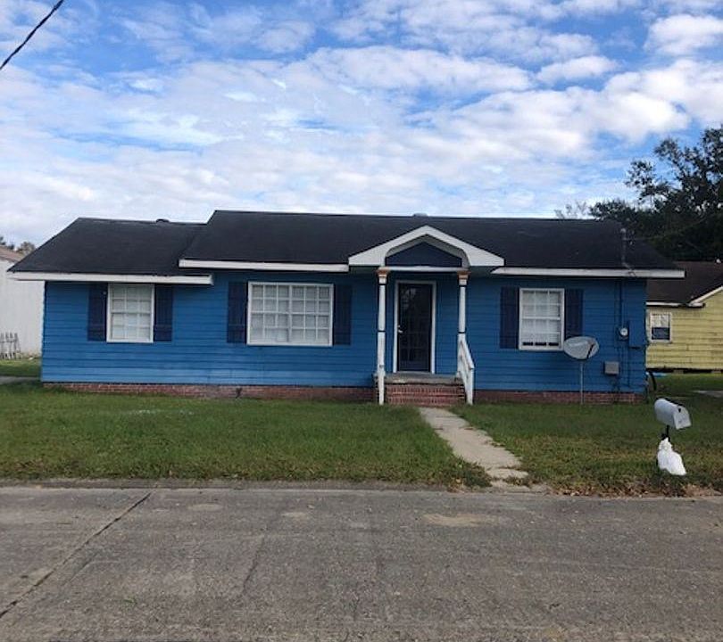 1st image of 317 Acadian St