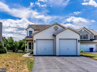 2015 Alexis Dr, Harrisburg, PA 17110