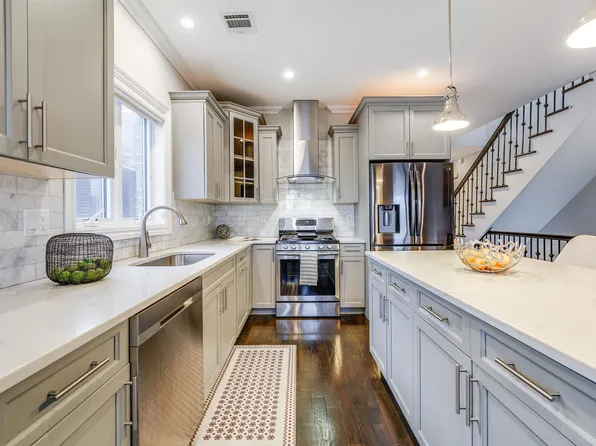 721 Grove Ave #B, Cliffside Park, NJ 07010