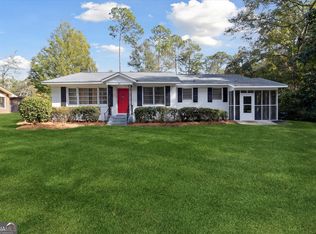706 N Main St, Statesboro, GA 30458