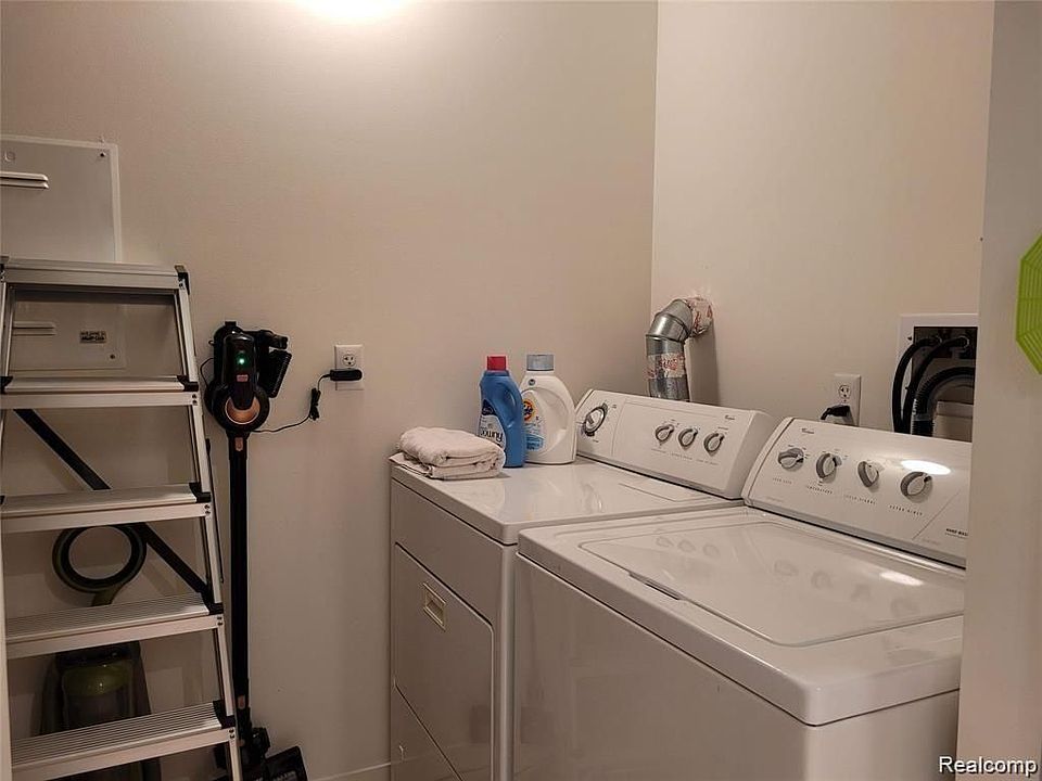 1st image of 3670 Woodward Ave #48/504