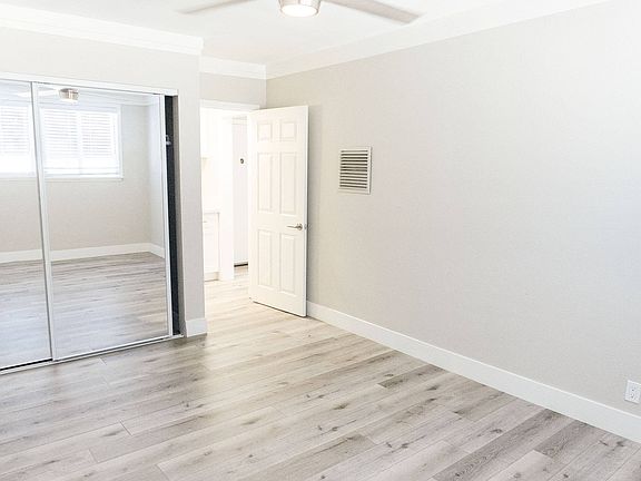 4th image of 7510 Hollywood Blvd APT 101